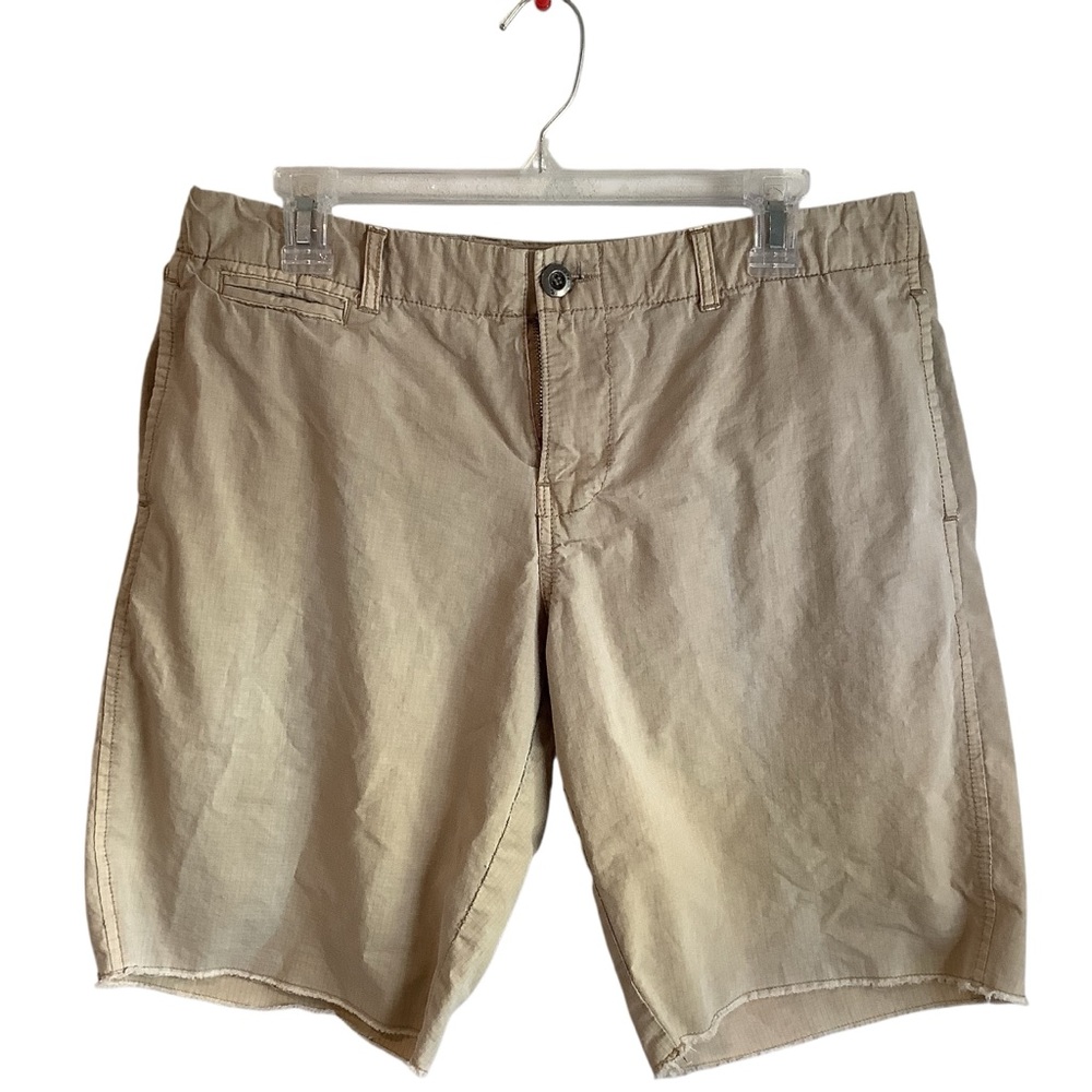 Paperbacks Men's Khaki Flat Front Shorts 10” Inseam, Size 32